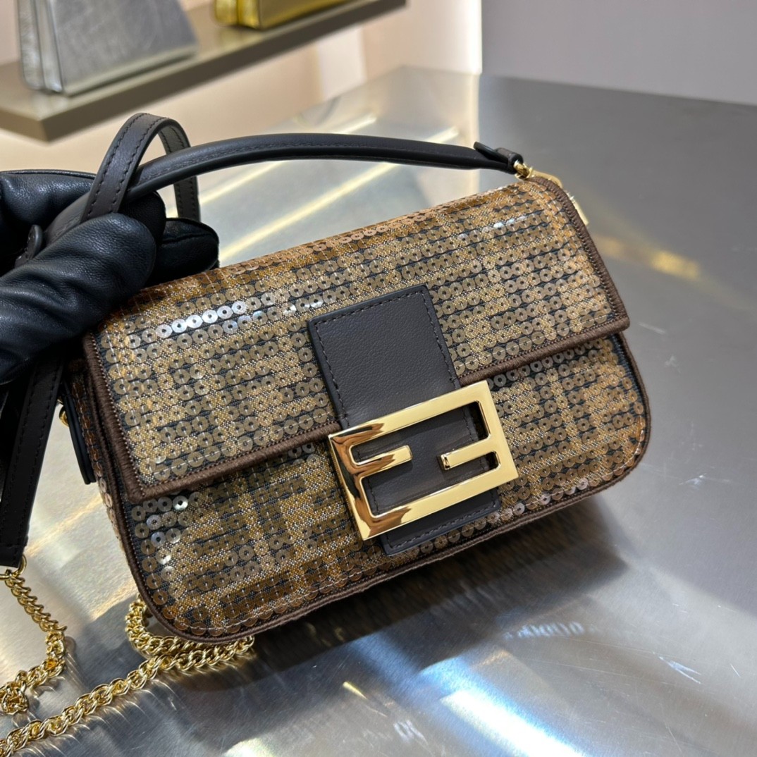 002 57123172 size 19x10x4cm