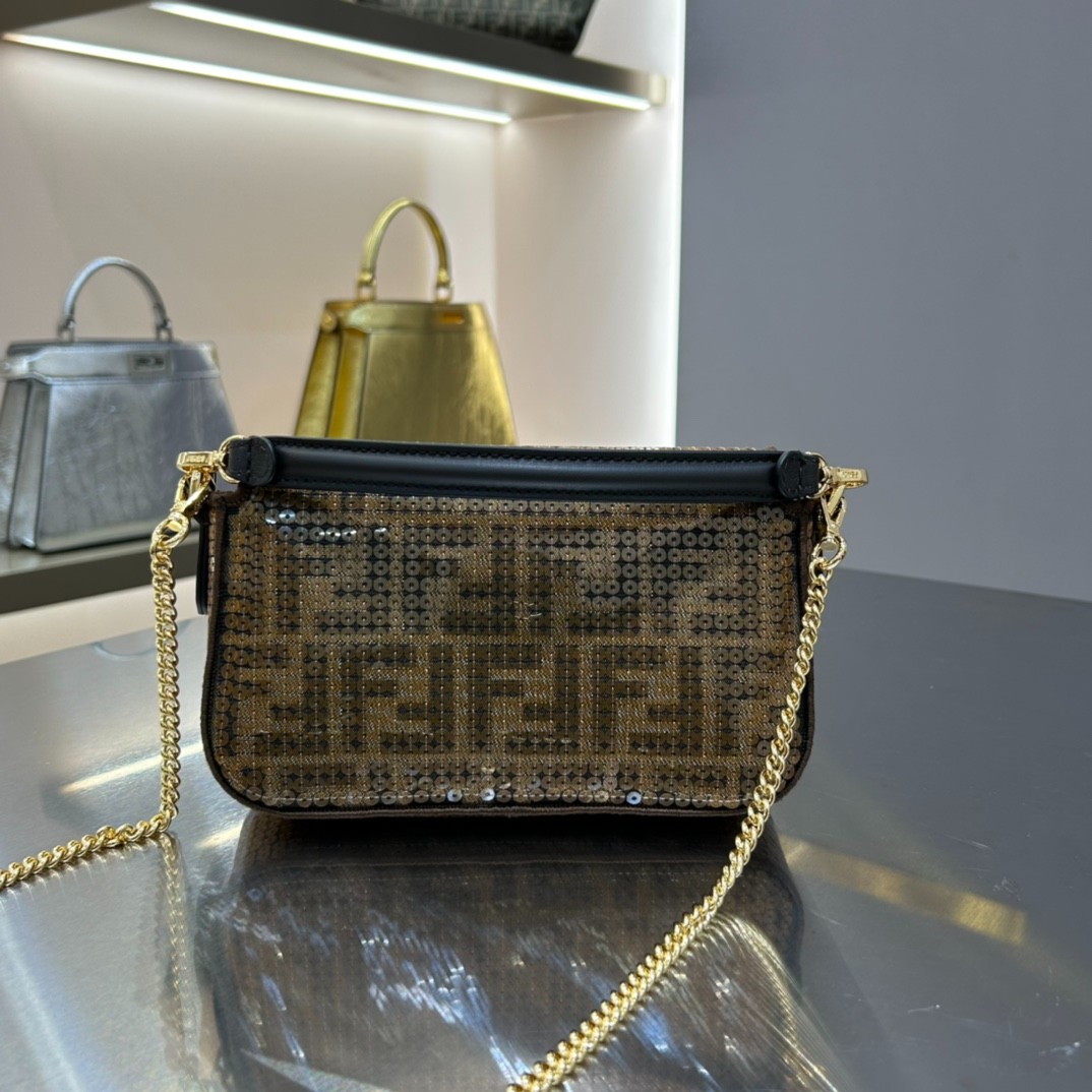 002 57123172 size 19x10x4cm