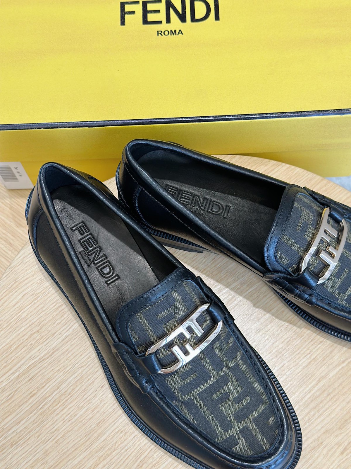 033 38123127 size 38-45