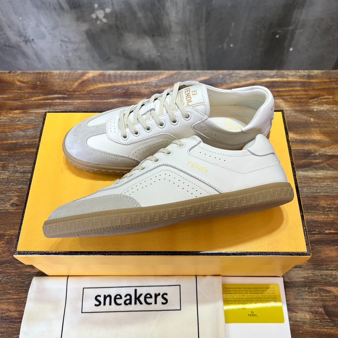 017 42123144 size 35-44