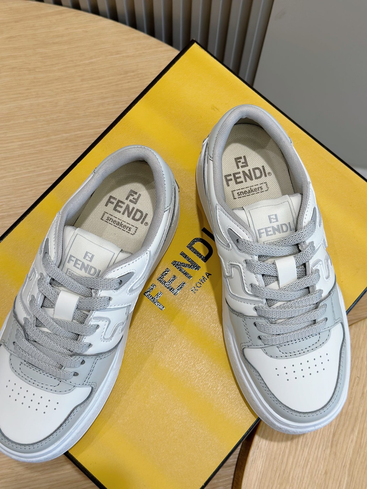 016 36123124 size 38-45