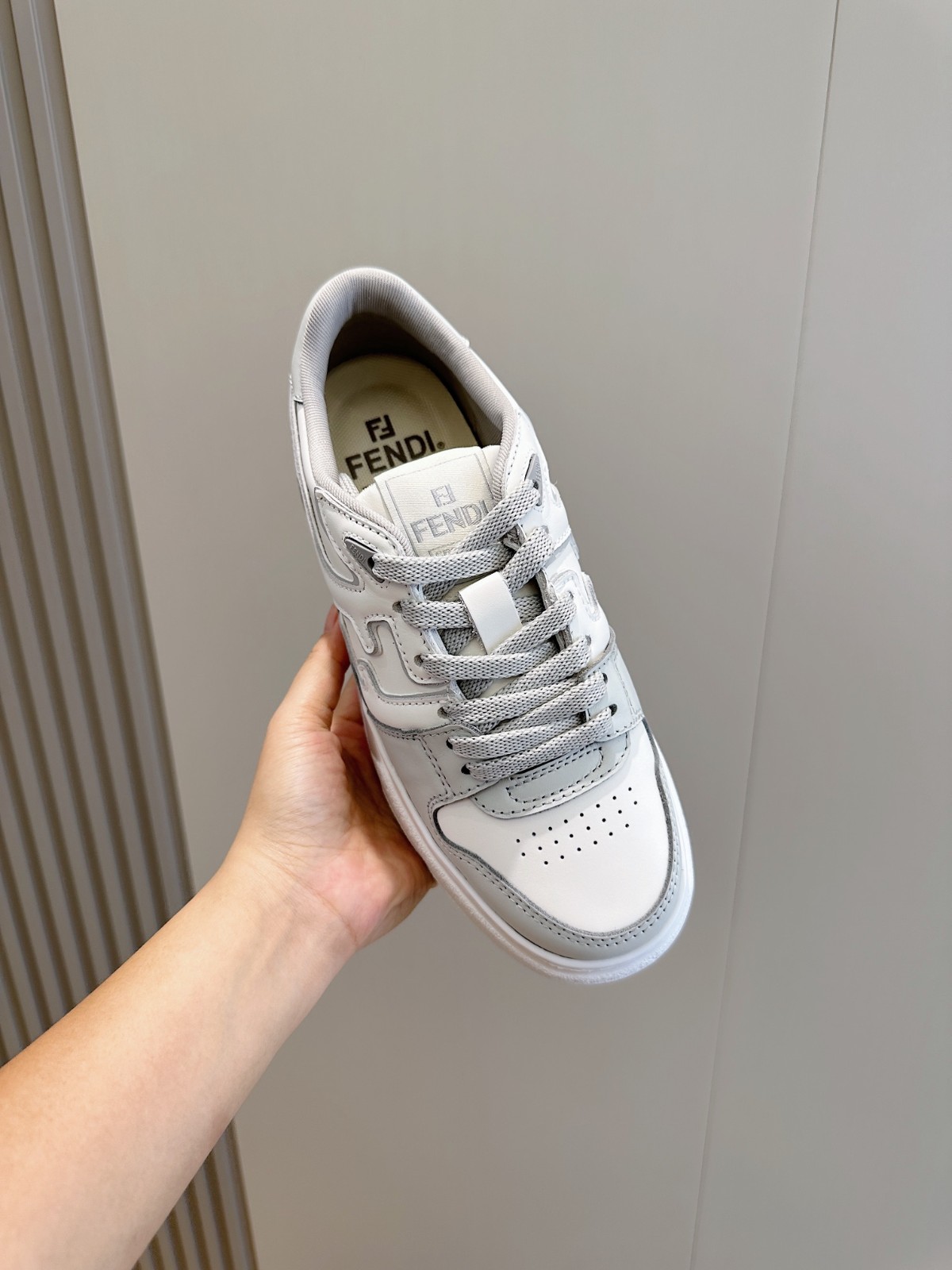 016 36123124 size 38-45