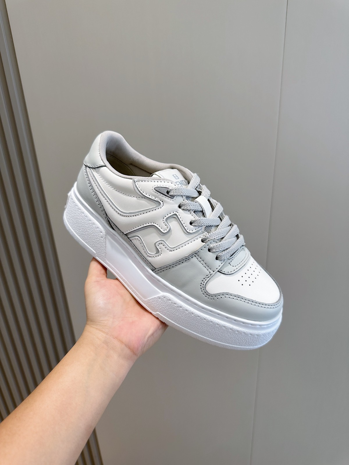 016 36123124 size 38-45