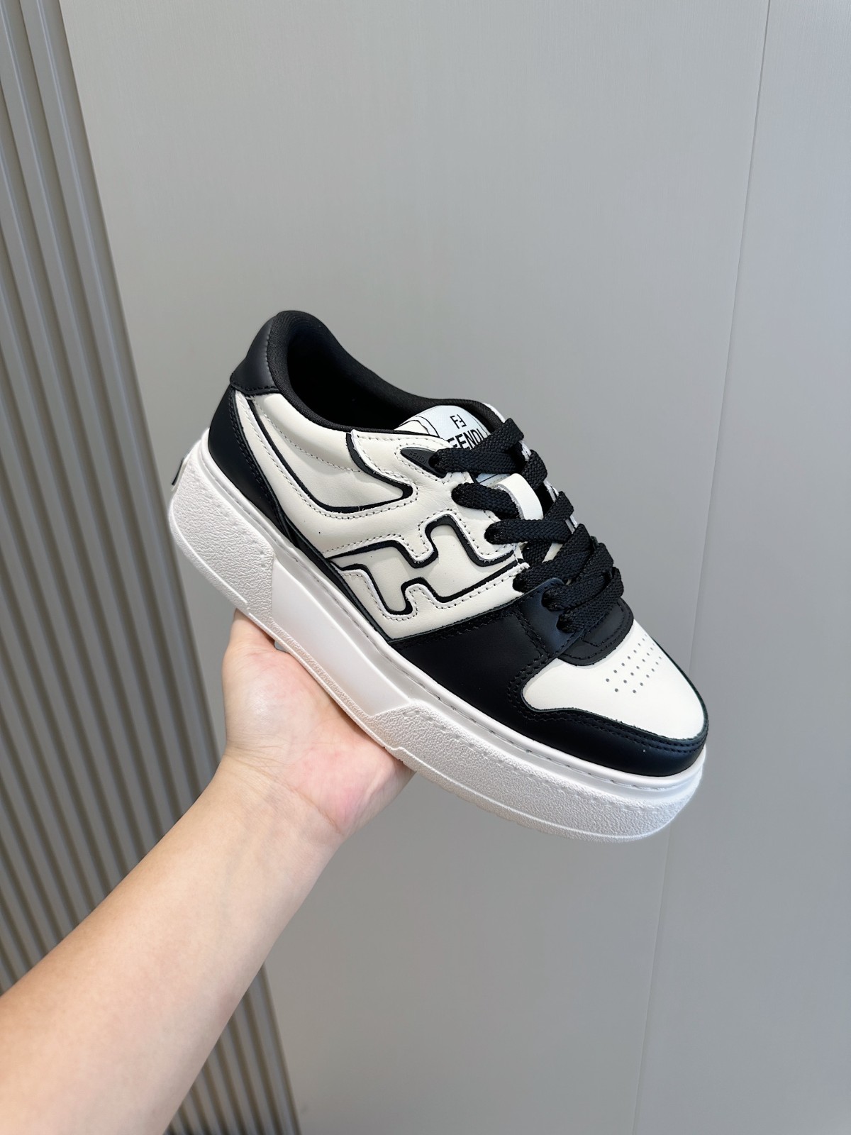 015 36123124 size 38-45