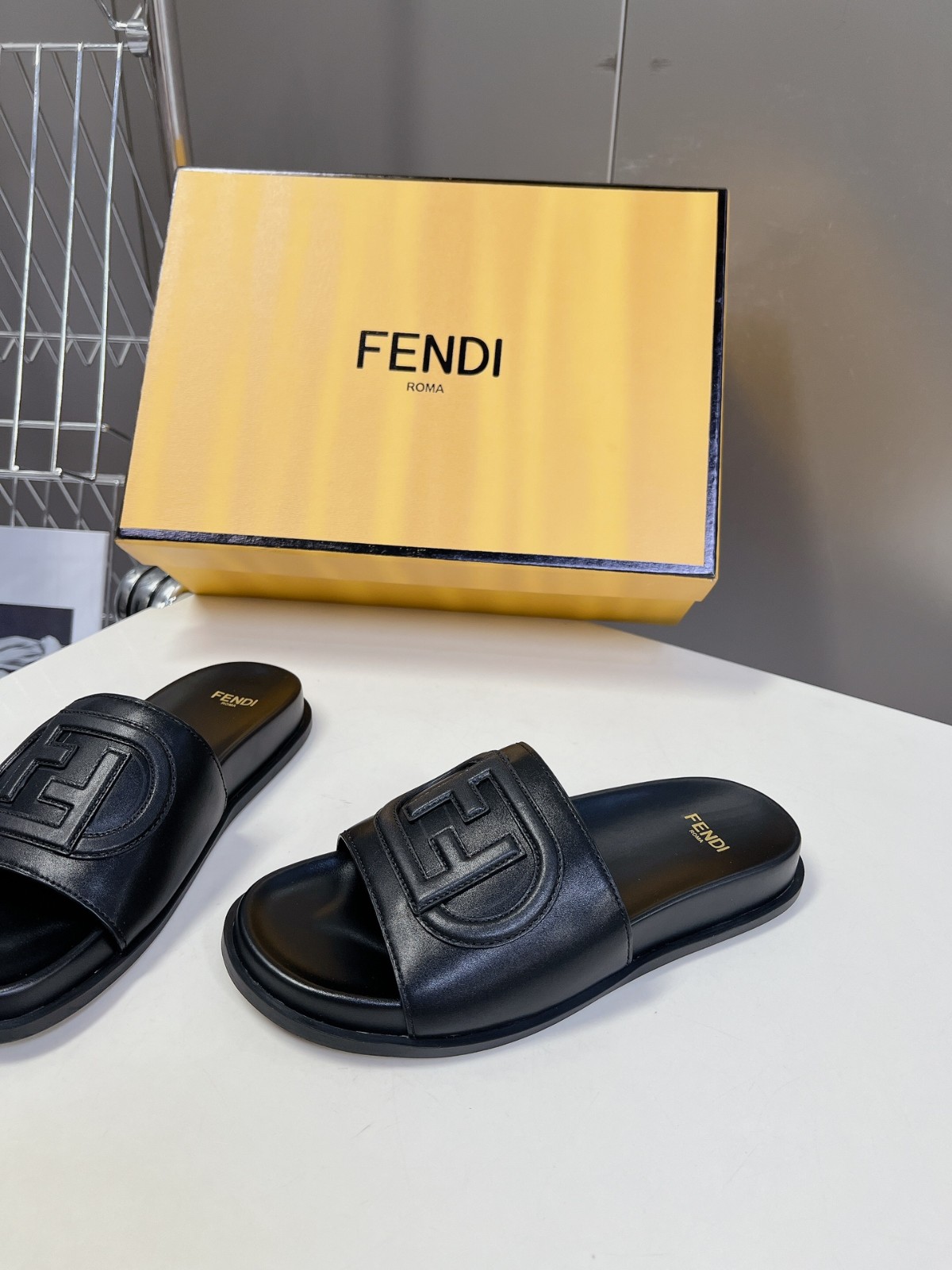 006 26123104 size 35-40