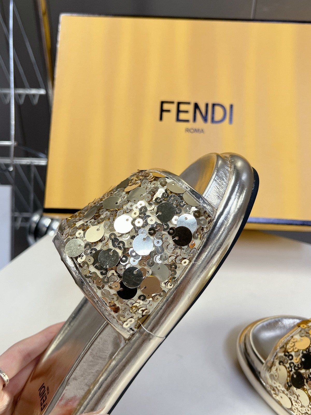004 26123104 size 35-40