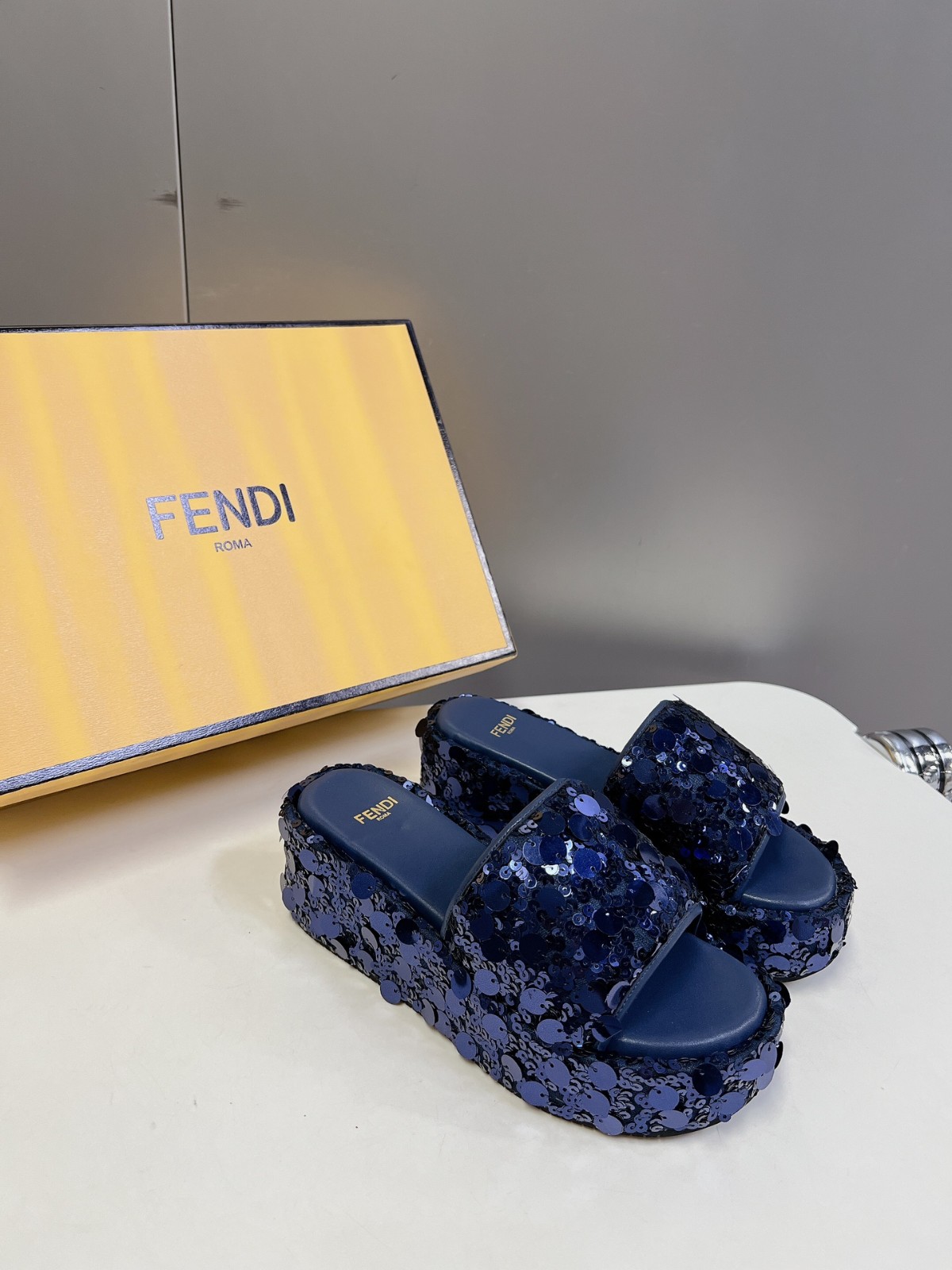 001 26123104 size 35-40