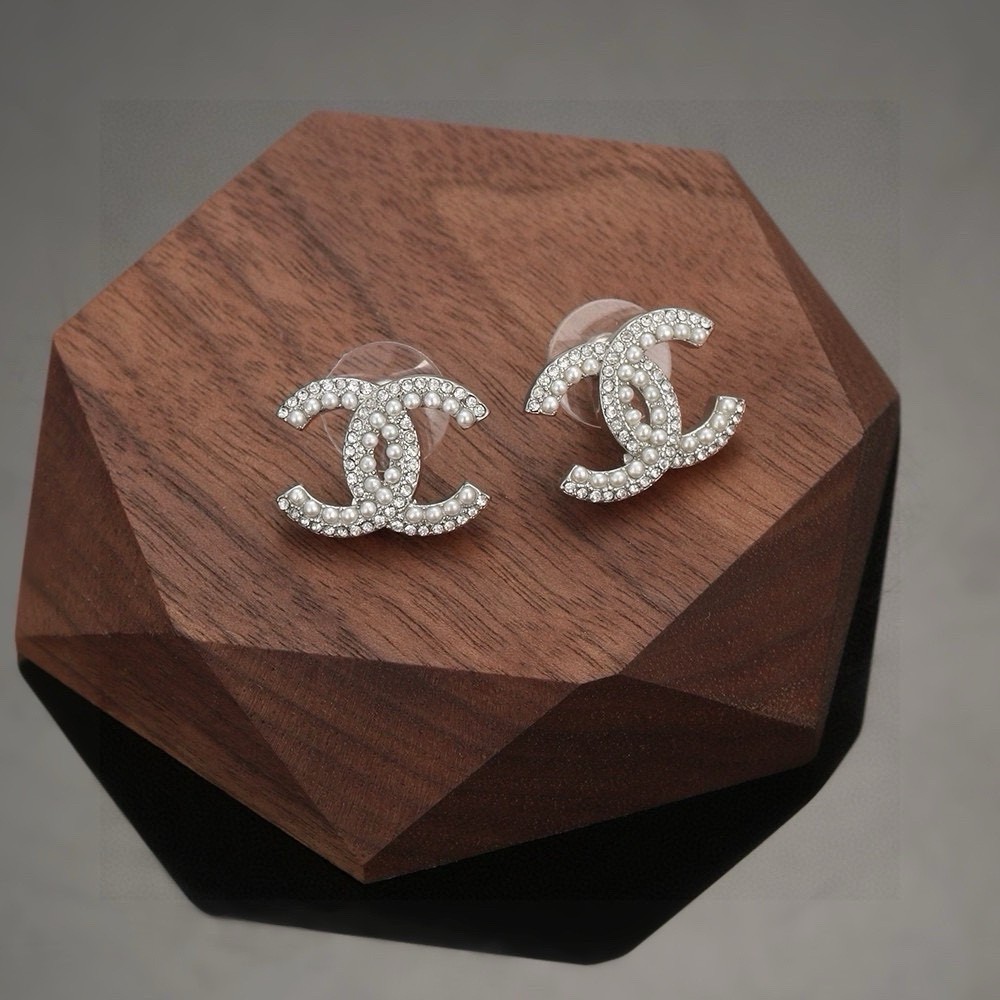 71 CHANEL