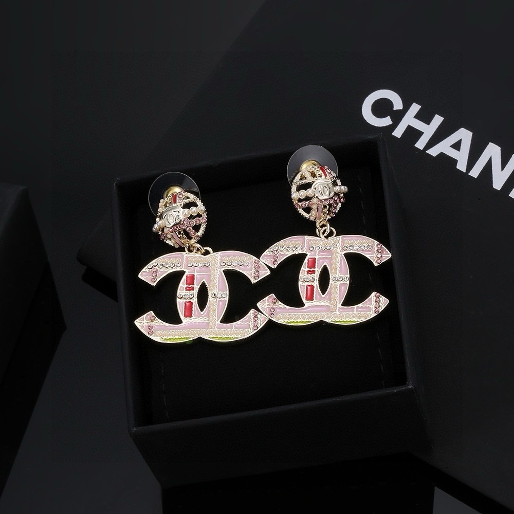67 CHANEL