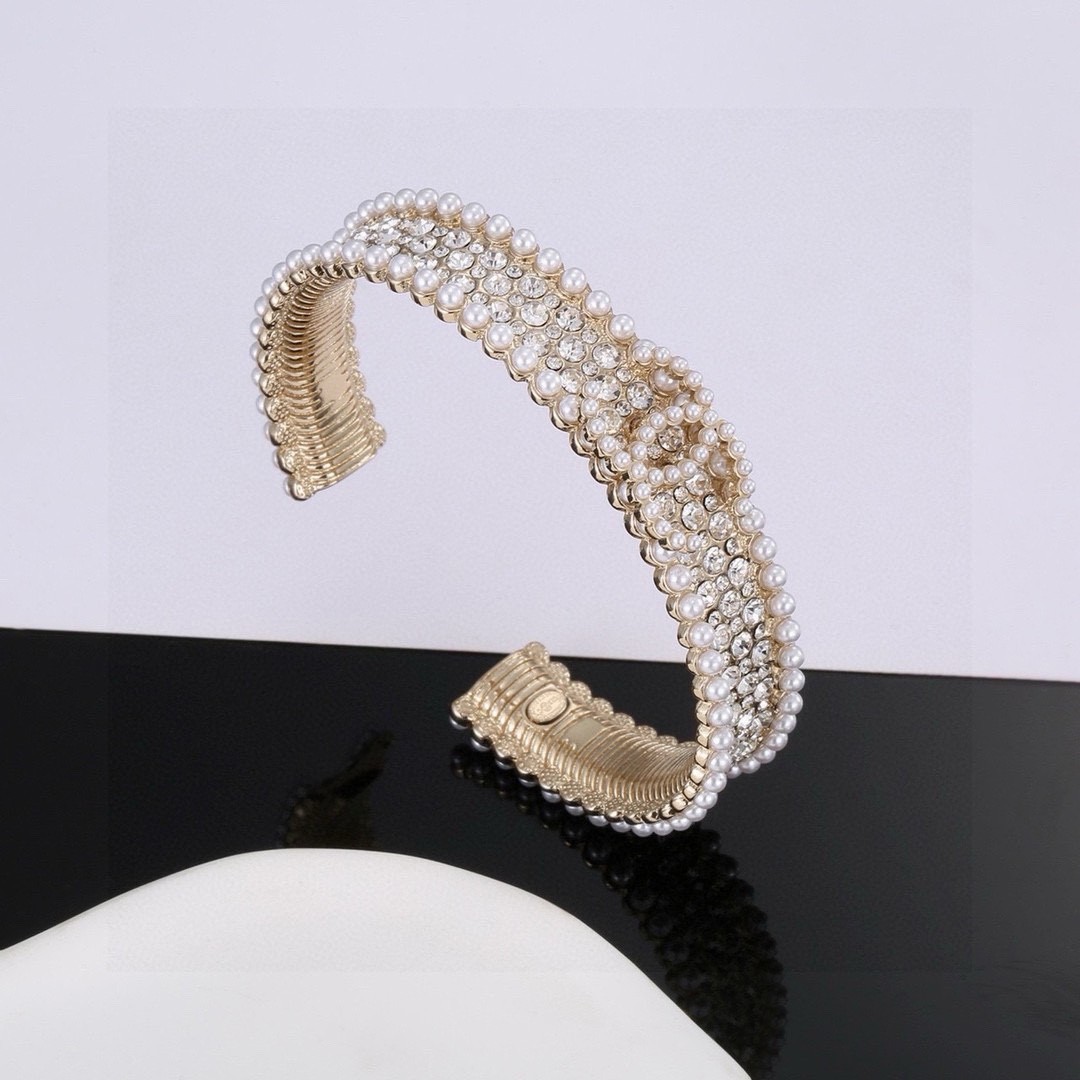 61 CHANEL