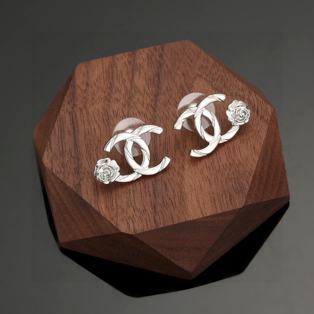 60 CHANEL
