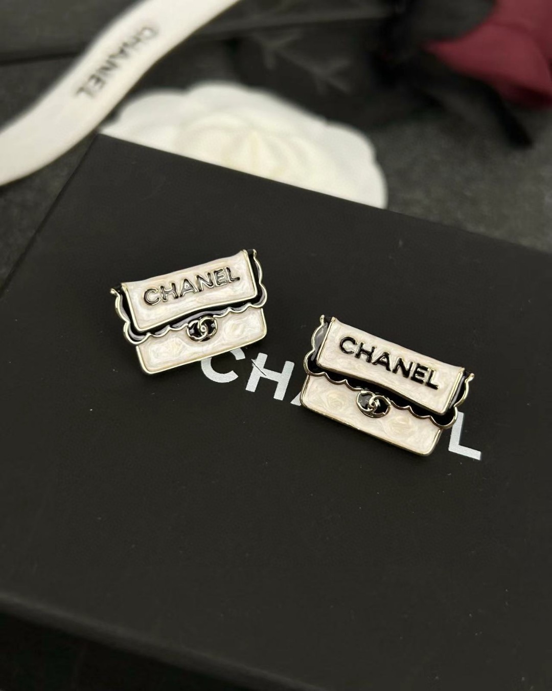 53 CHANEL