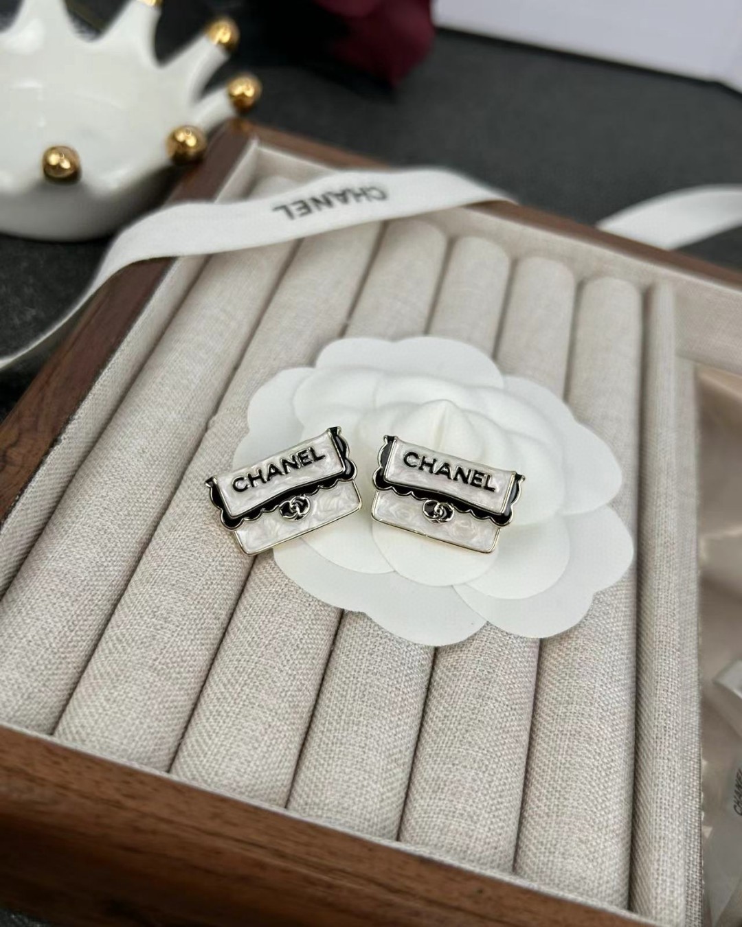 53 CHANEL