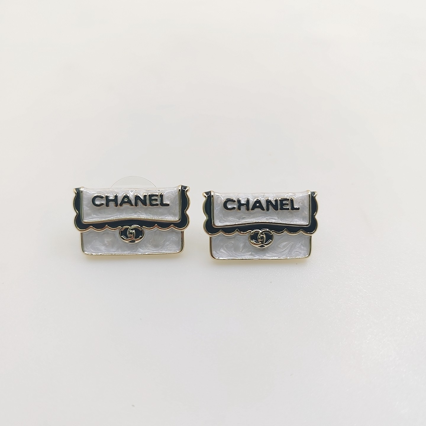 53 CHANEL