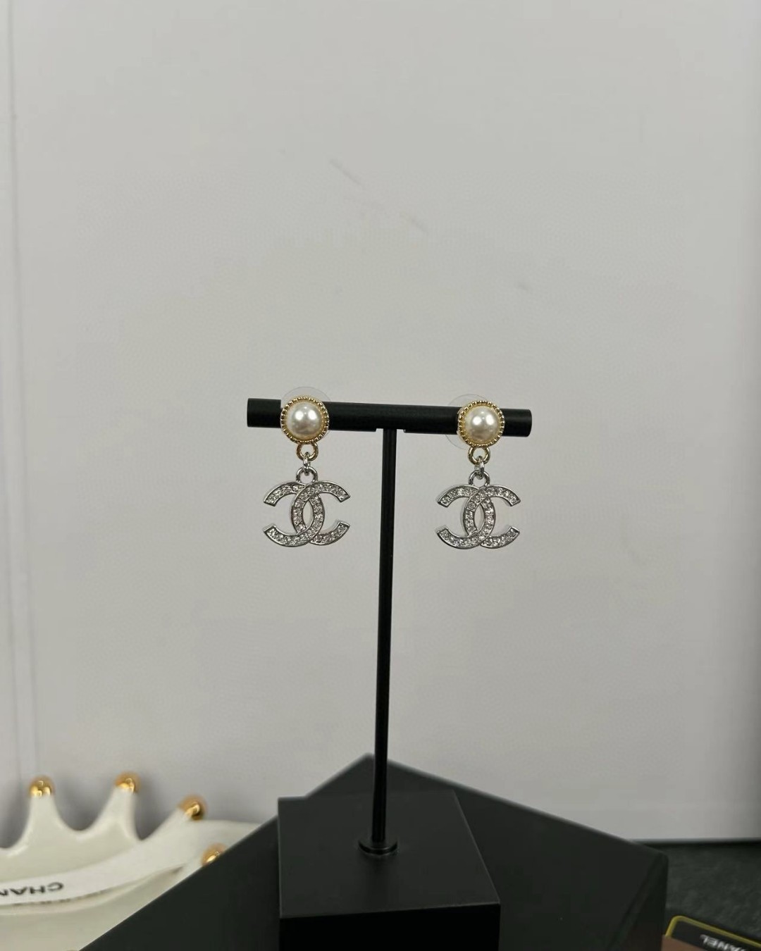 52 CHANEL
