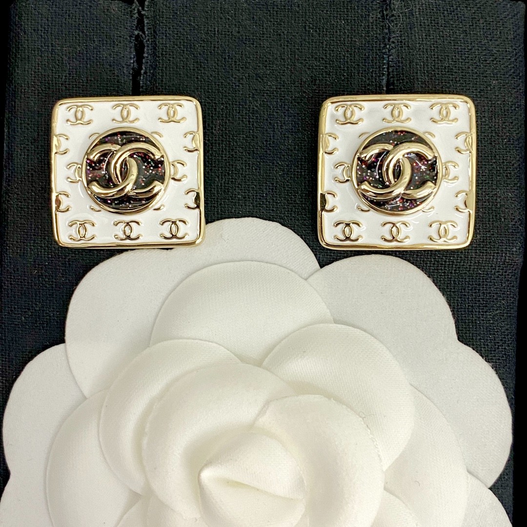 47 CHANEL