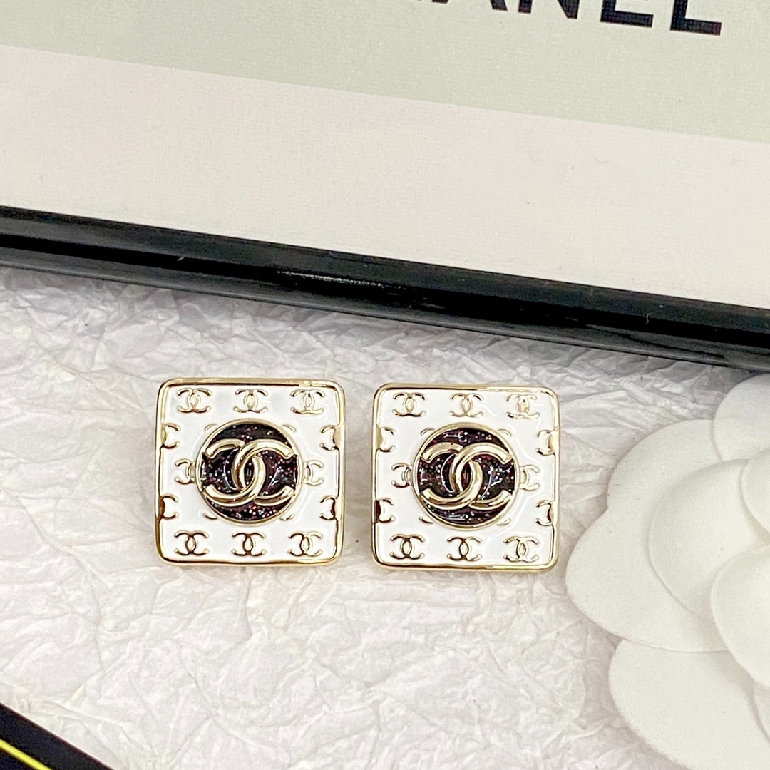 47 CHANEL