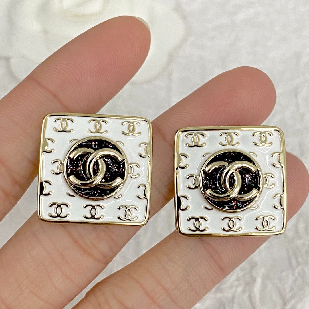 47 CHANEL