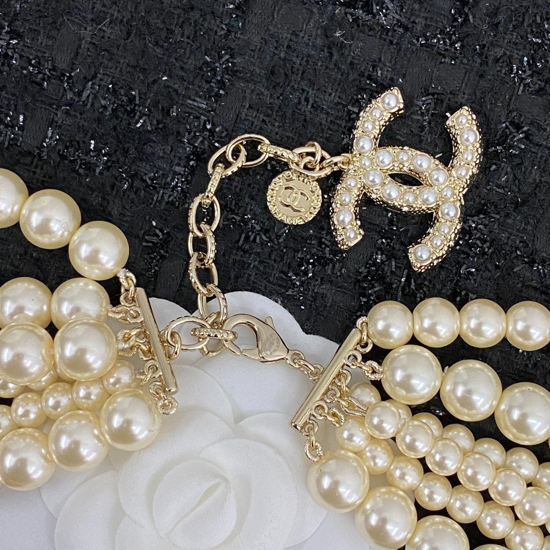 37 CHANEL