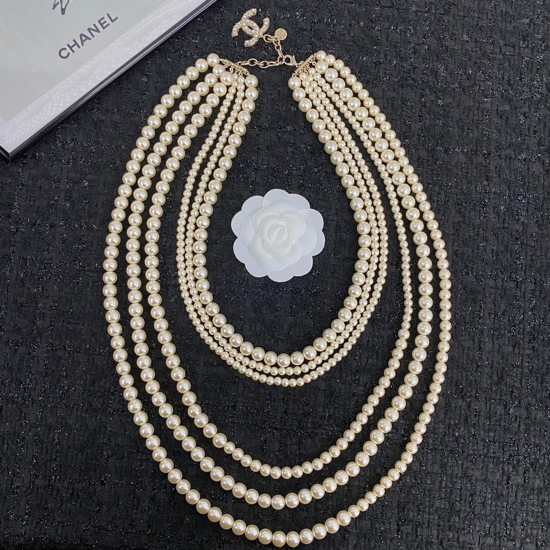 37 CHANEL