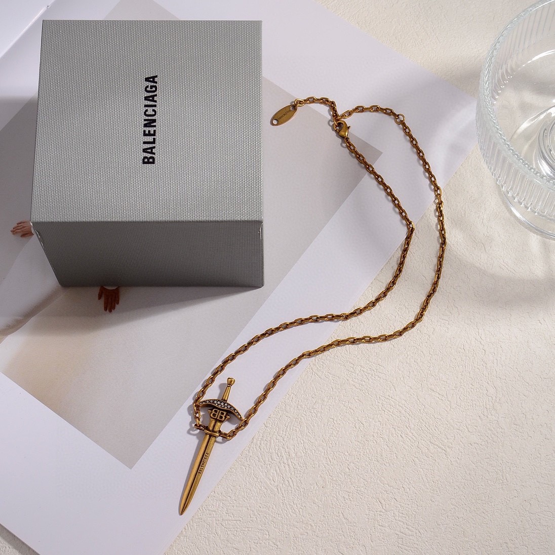 32 Balenciaga