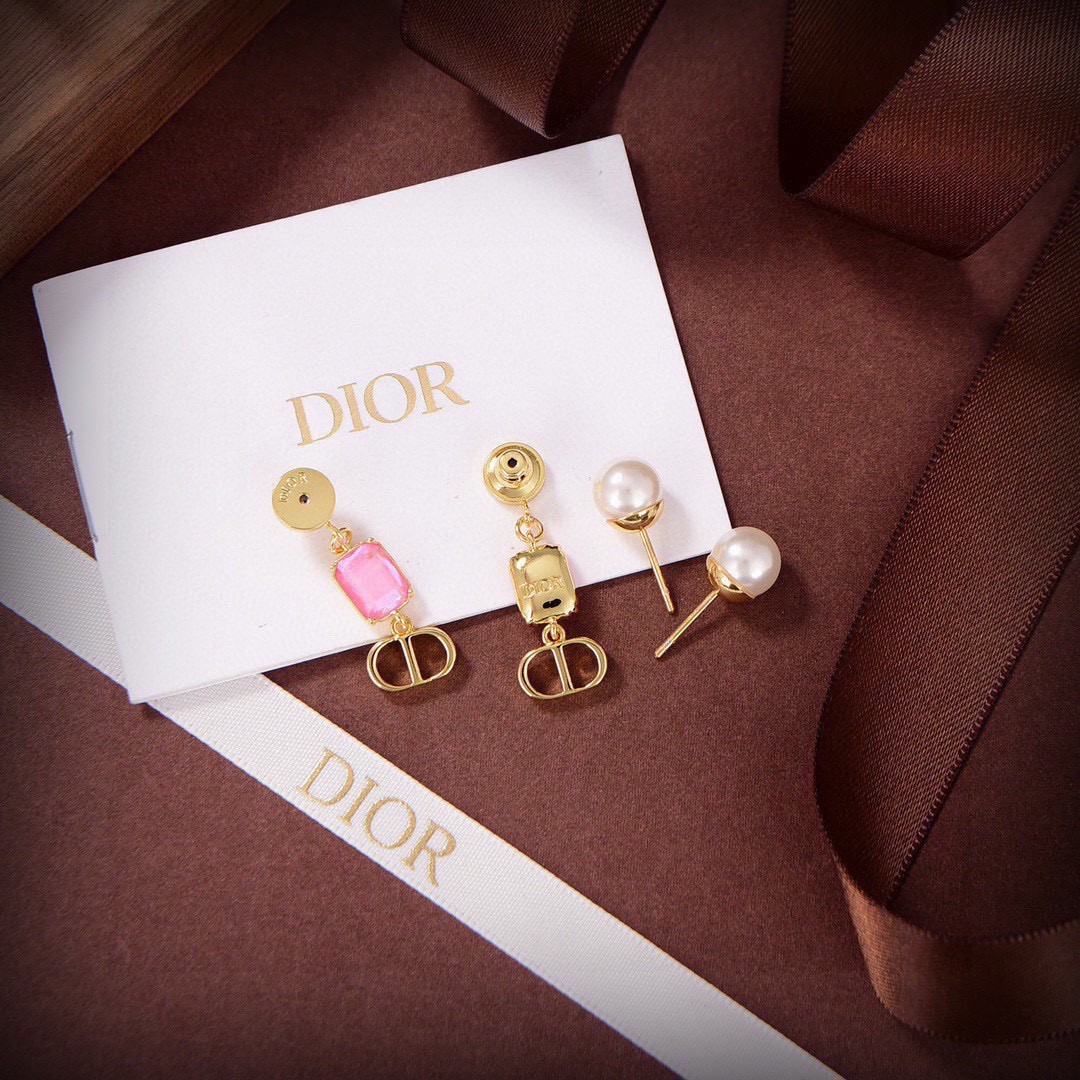 26 DIOR