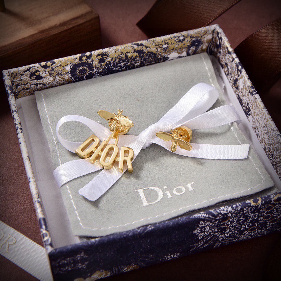 25 DIOR