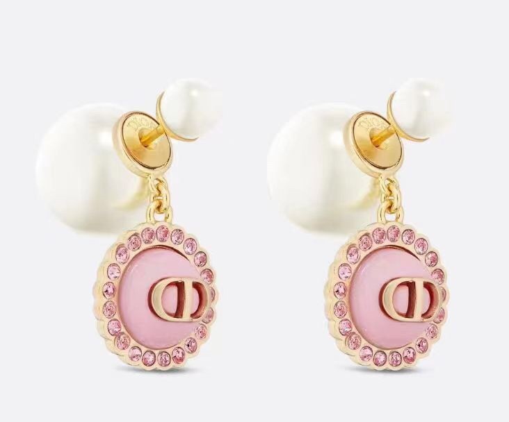 13 DIOR