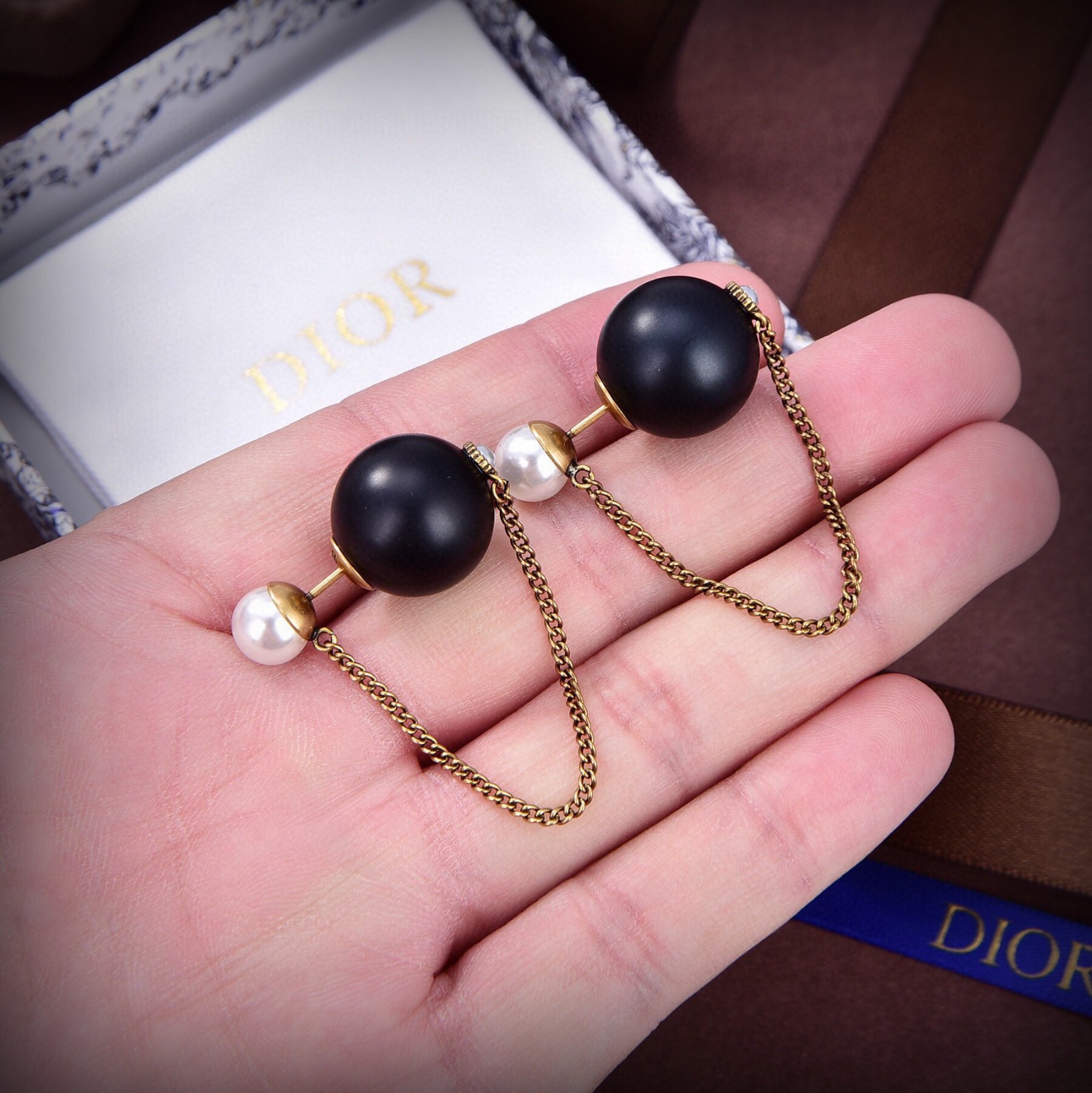 05 DIOR