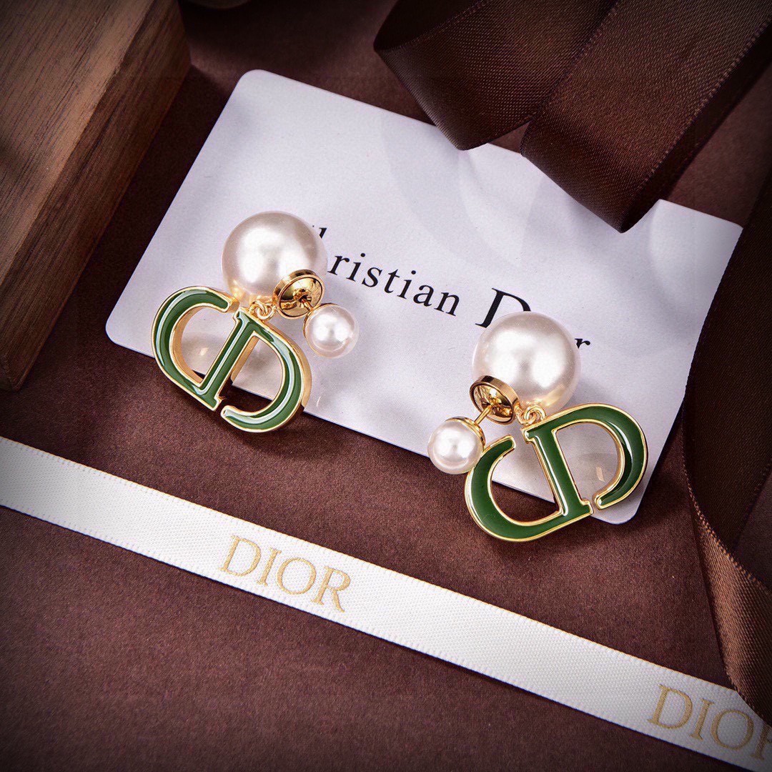 01 DIOR