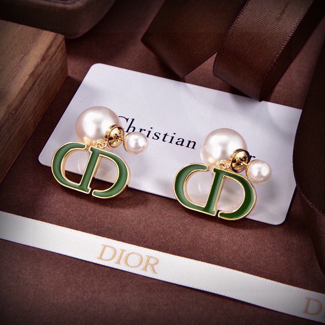 01 DIOR