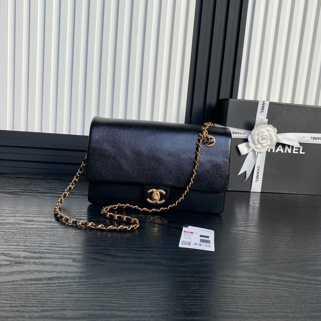 119 CHANEL AS5180