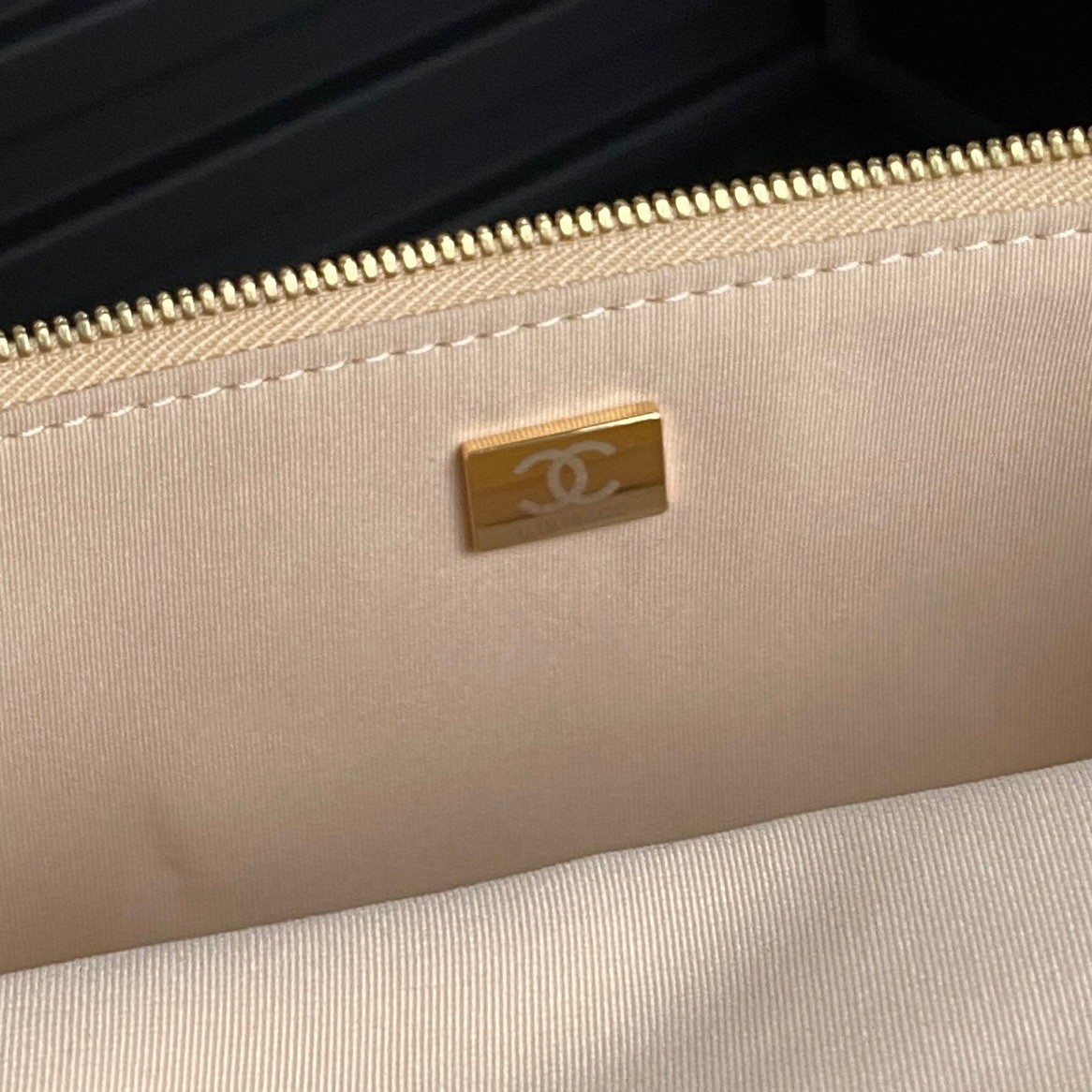 107 CHANEL AS5222