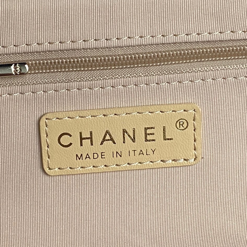 107 CHANEL AS5222