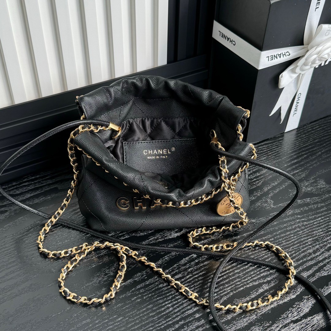 093 CHANEL AS3980