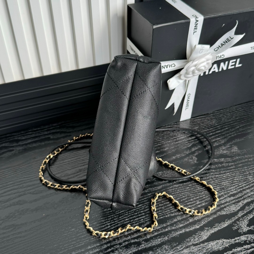 093 CHANEL AS3980