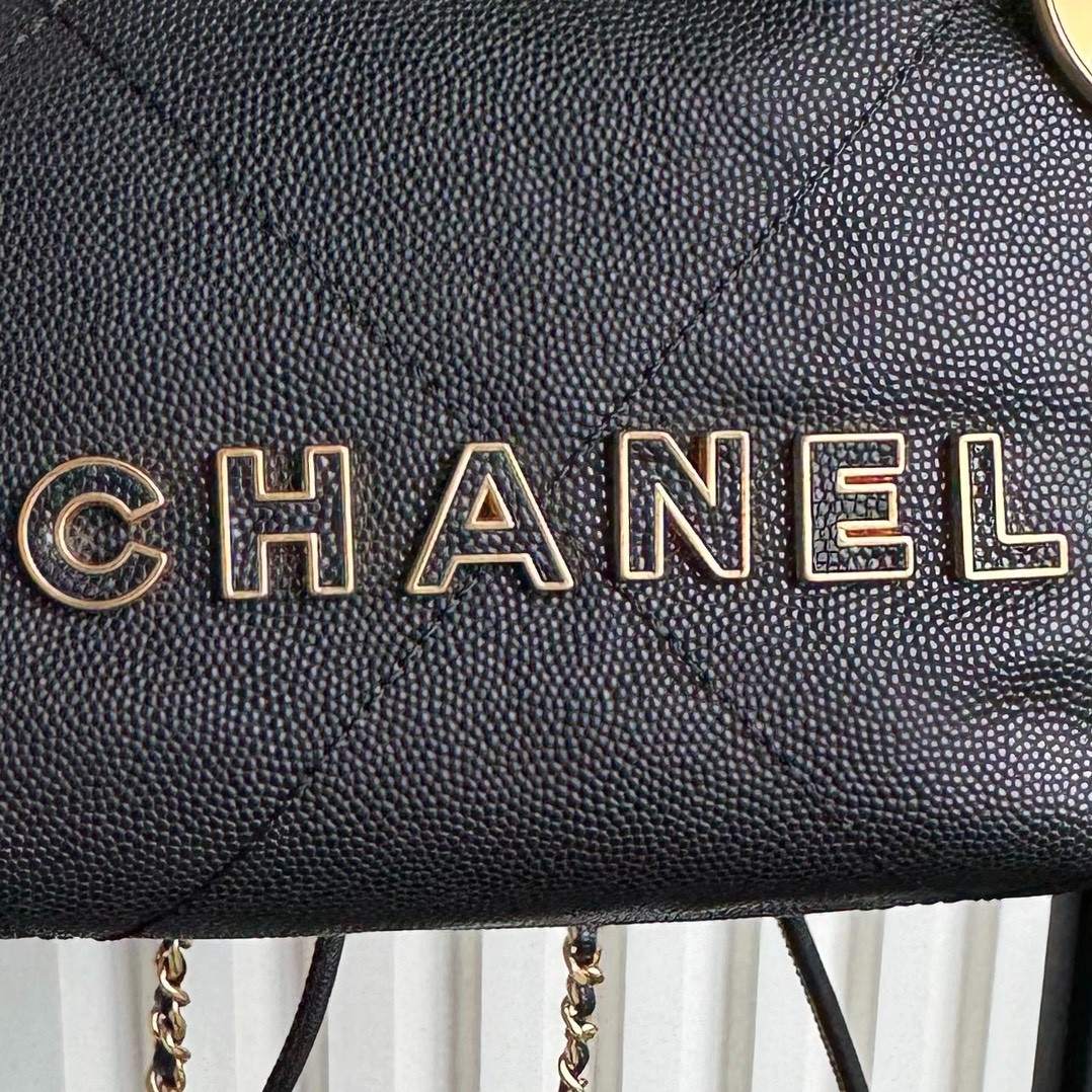 093 CHANEL AS3980