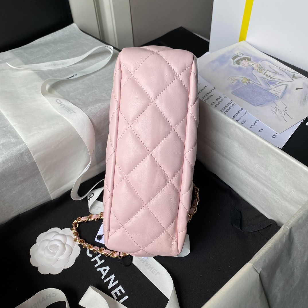 079 CHANEL AS4717