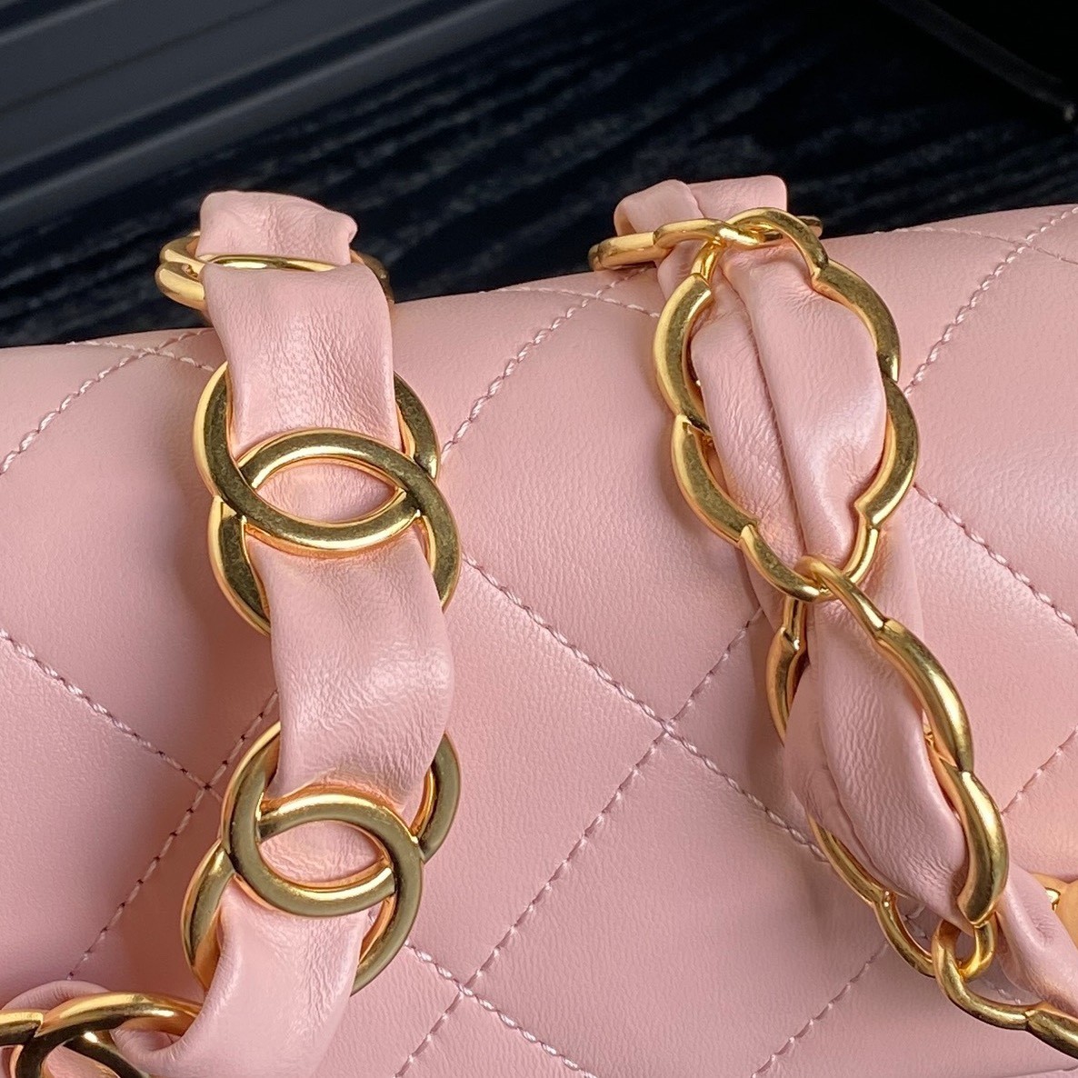 056 CHANEL  AS5176