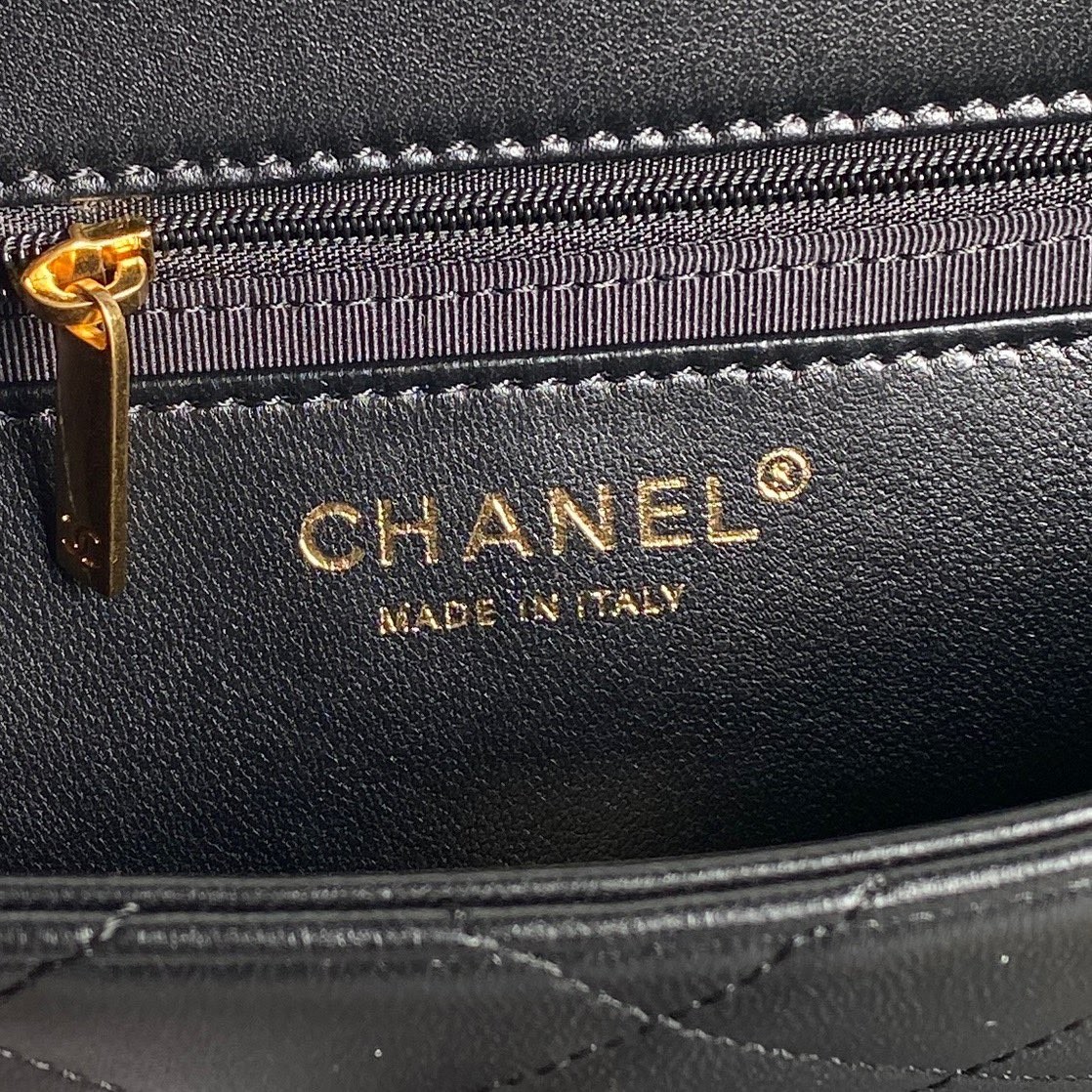 055 CHANEL  AS5176