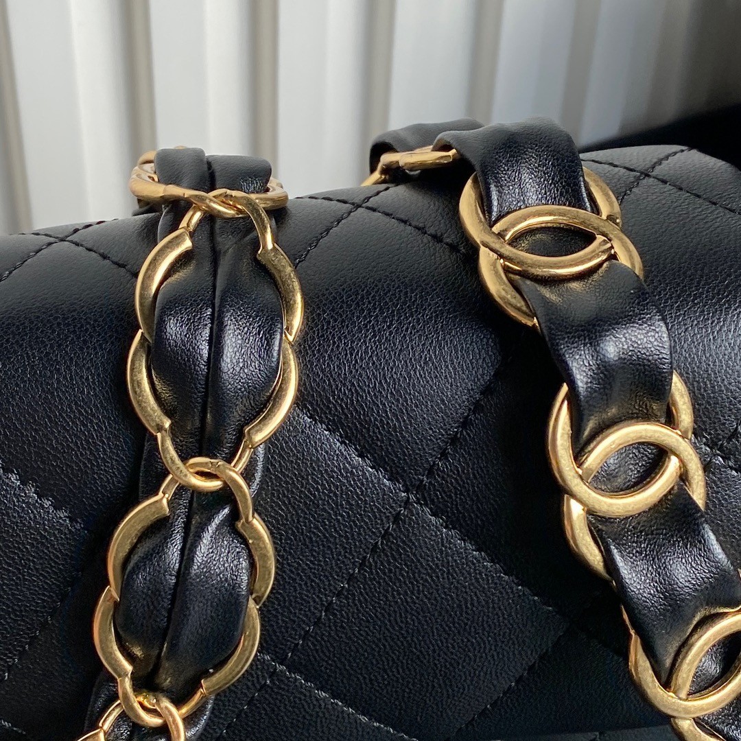 055 CHANEL  AS5176