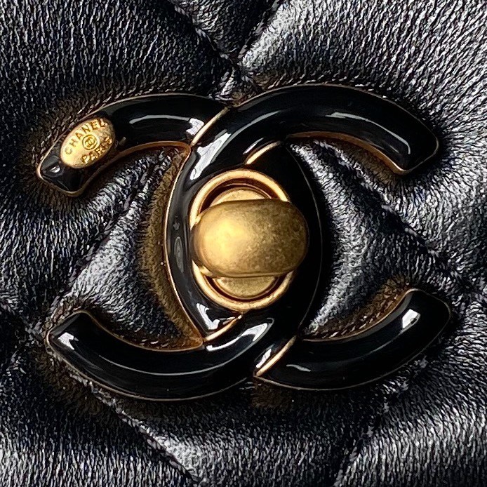 043 CHANEL AS4973