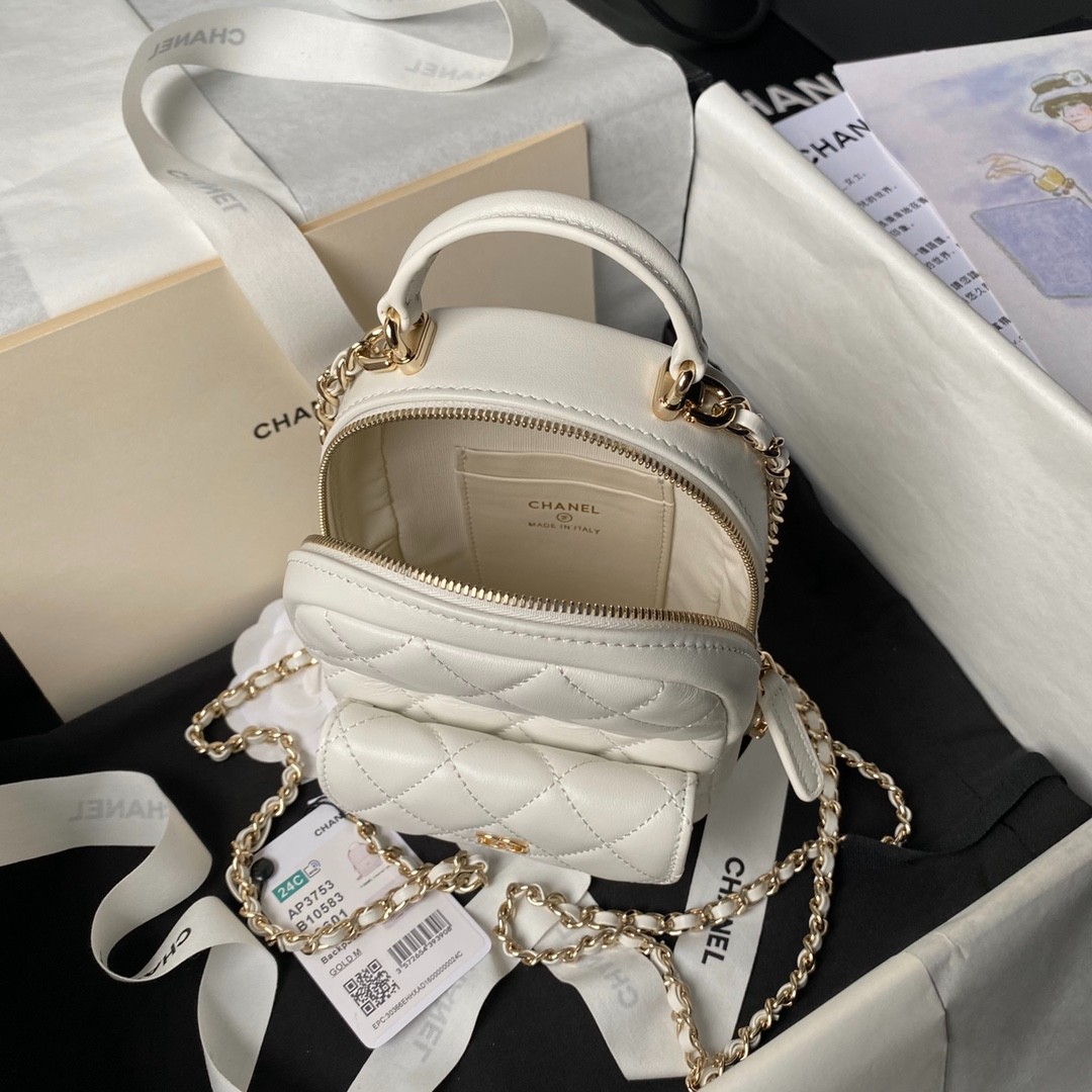 034 CHANEL AP3573