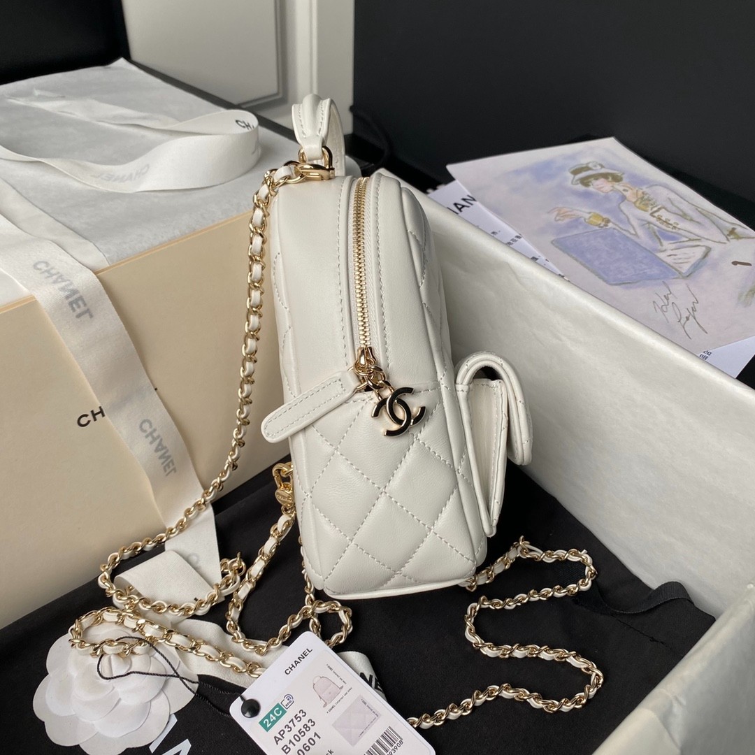 034 CHANEL AP3573