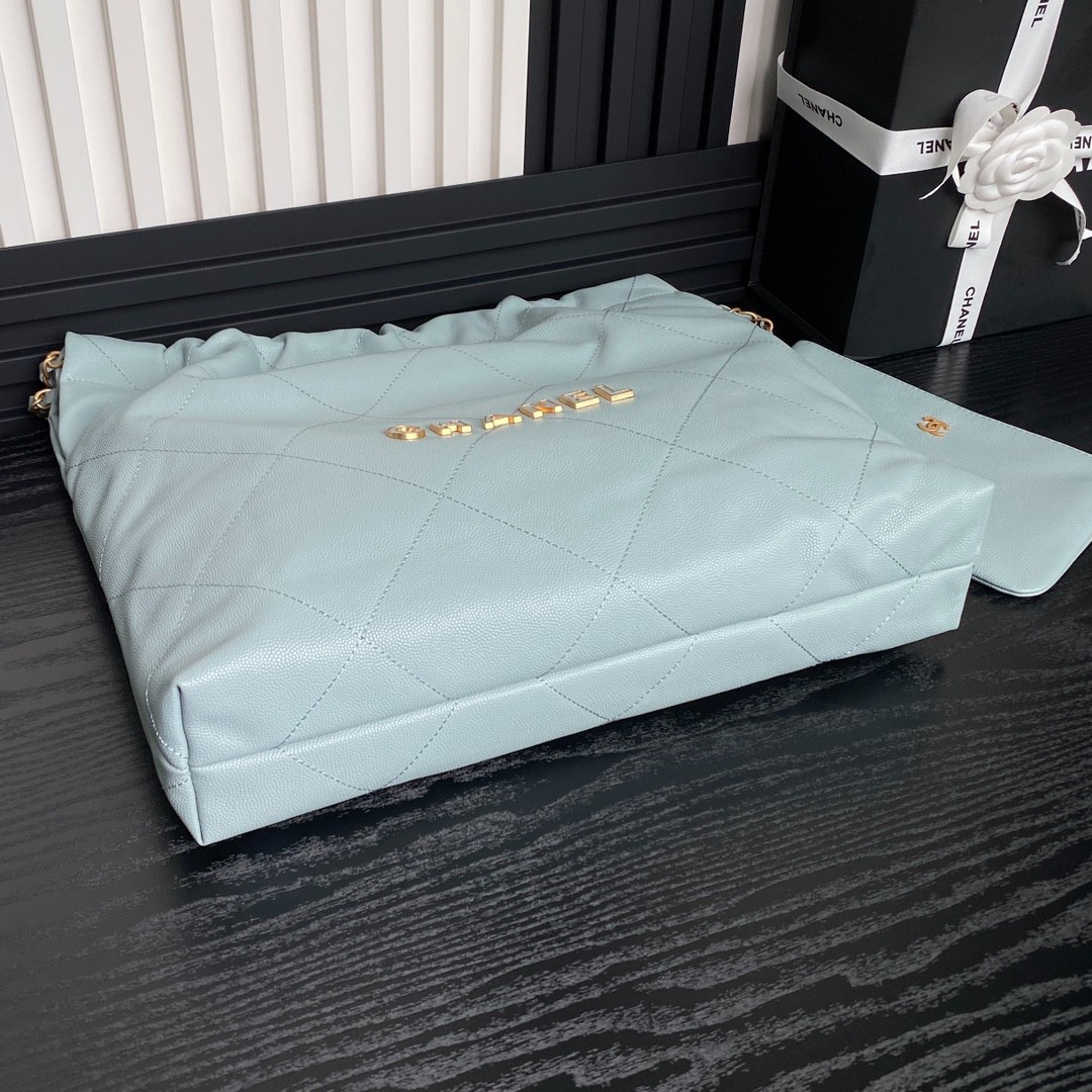 008 CHANEL AS3261