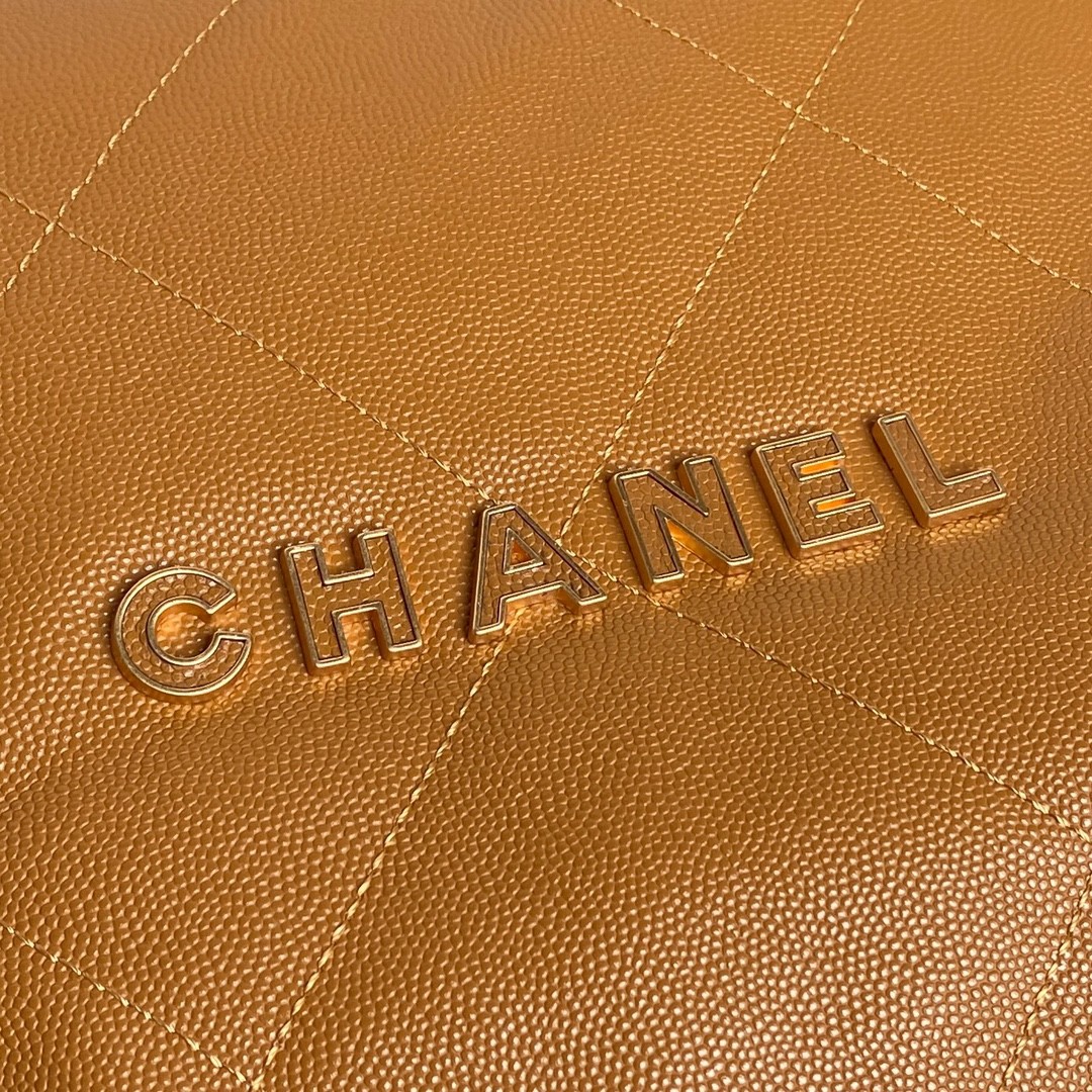 006 CHANEL AS3261