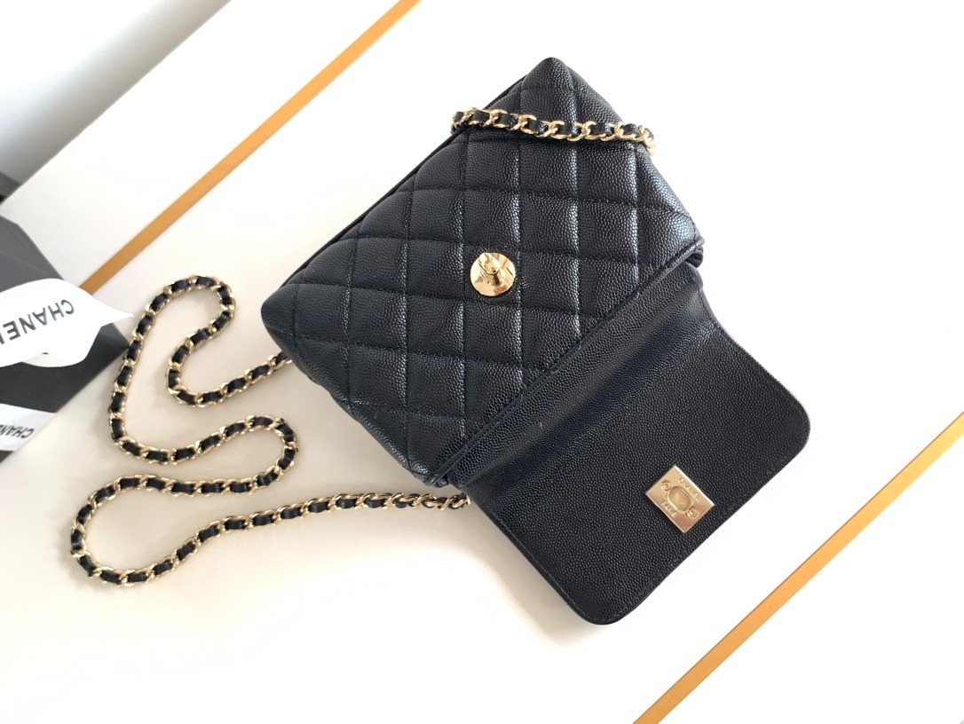 003 CHANEL