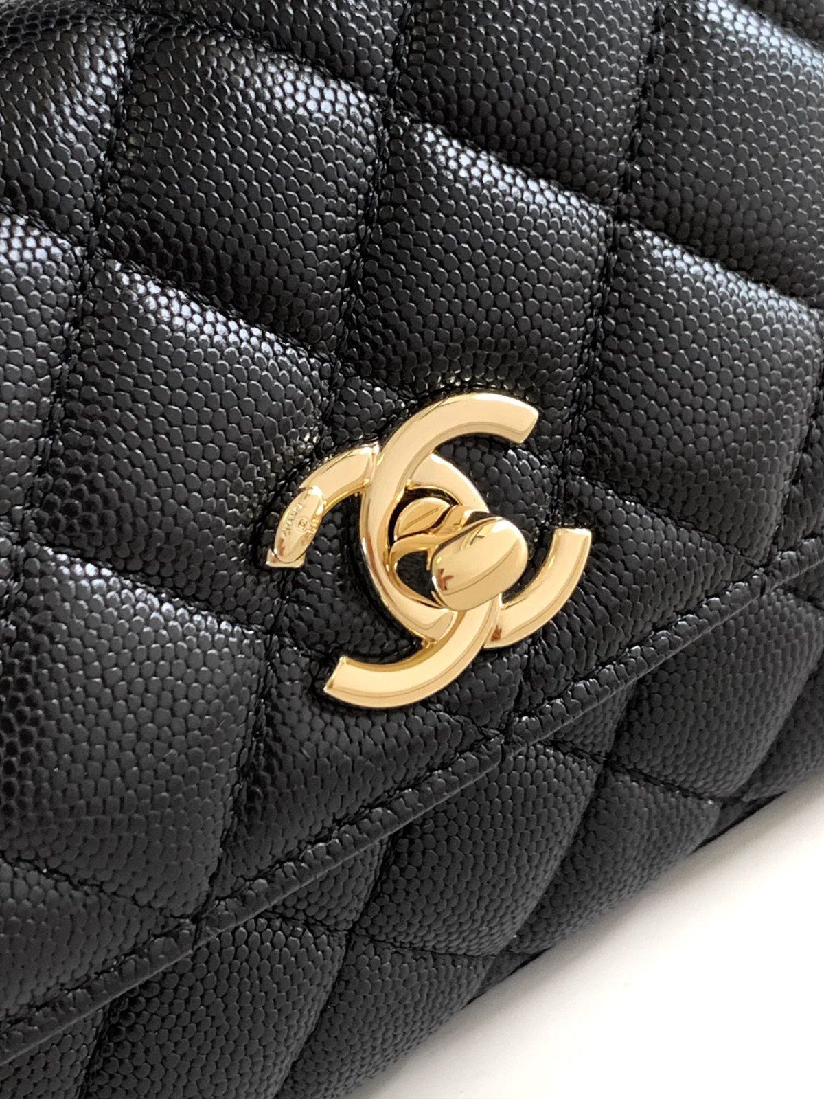 003 CHANEL