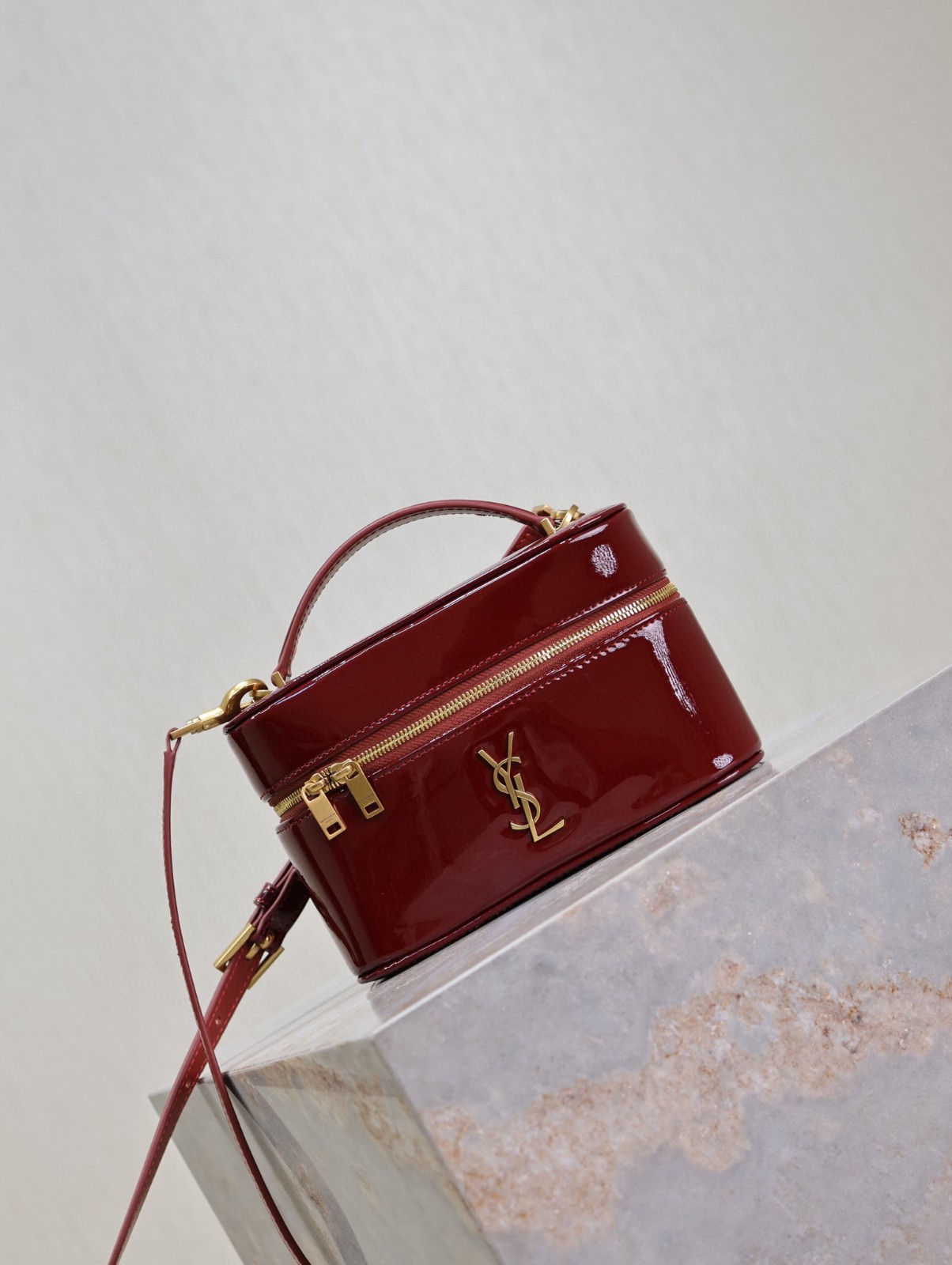 66 YSL 766731