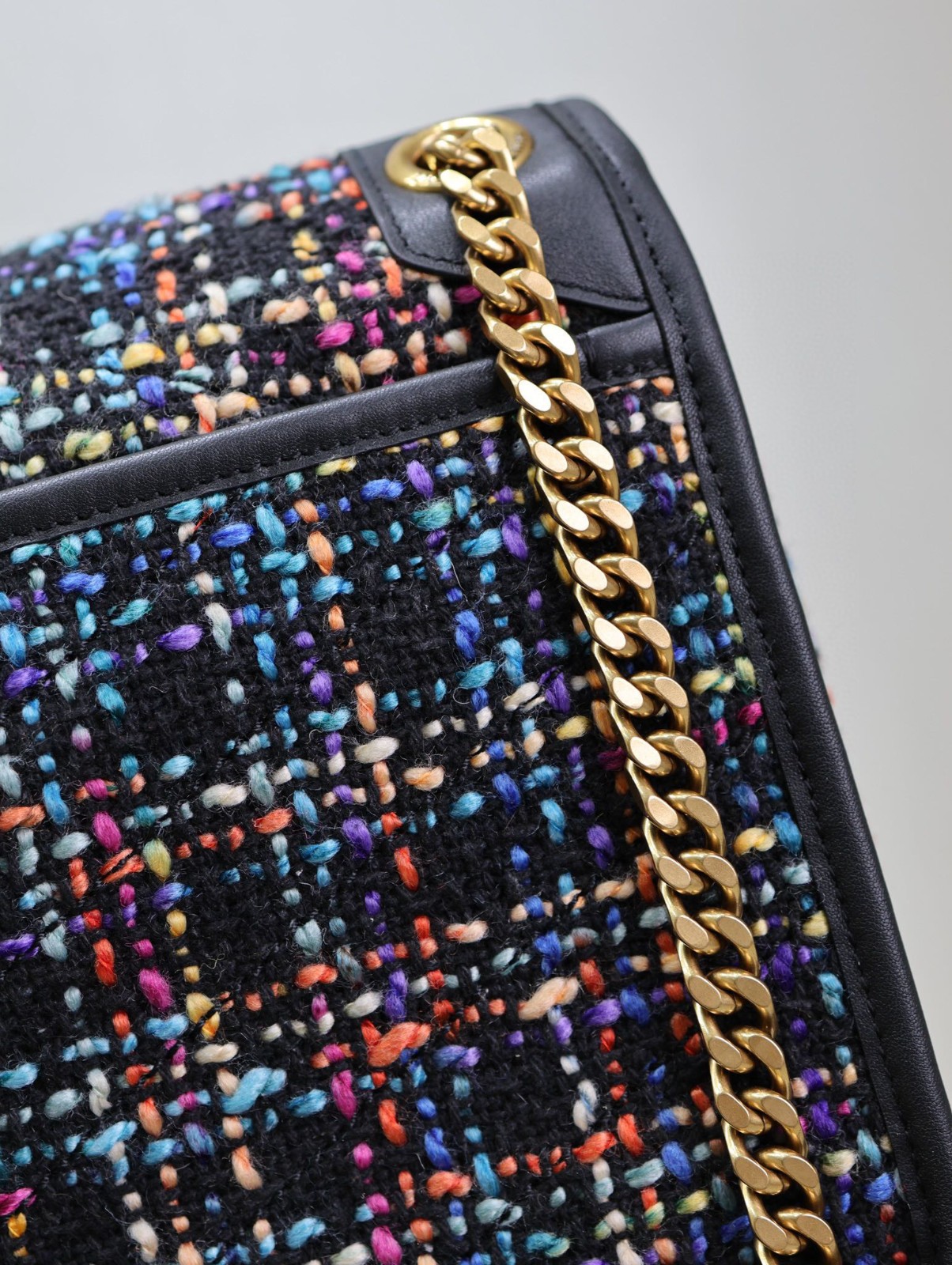 60 YSL 633158